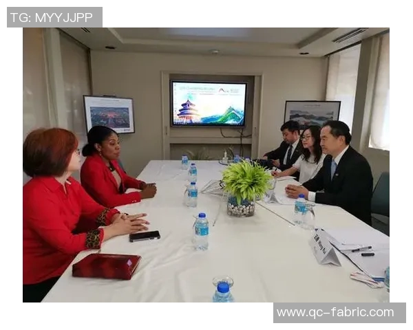 特尼达与多巴哥足球球星：从草根到国际舞台的奋斗历程与成就